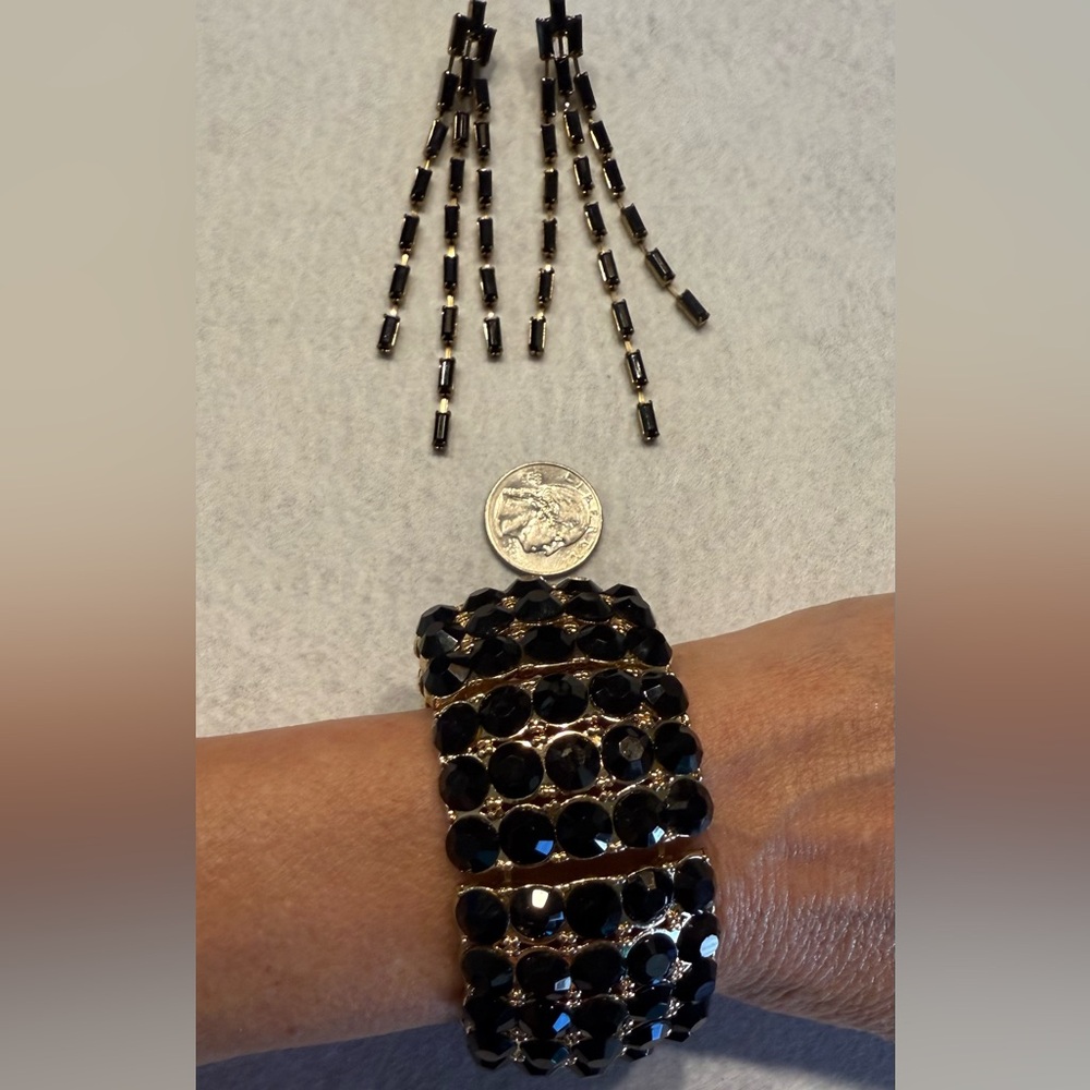 Black and Gold Bracelet with Dangle Earrings